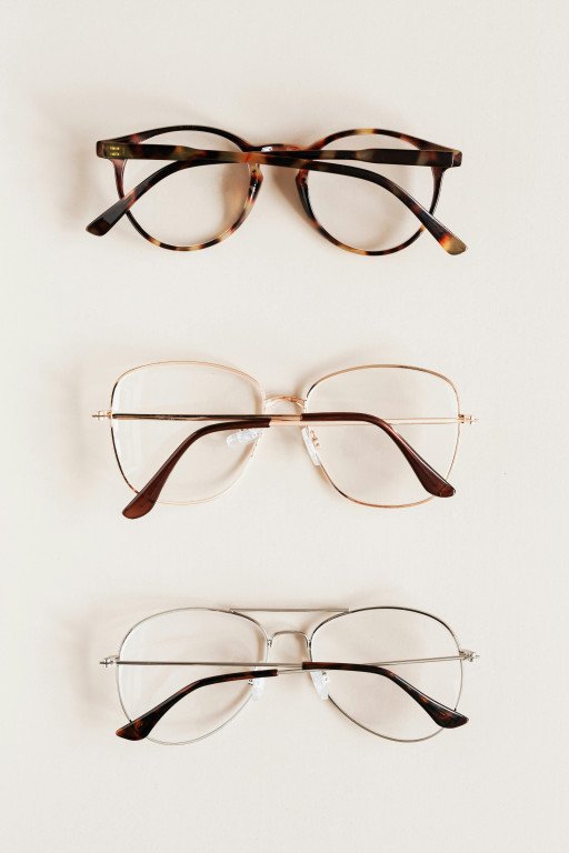 The Ultimate Guide to Half Frame Eyeglasses: Style, Comfort, and Vision Excellence